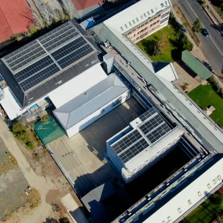 Paneles solares solcor en instituto arcos
