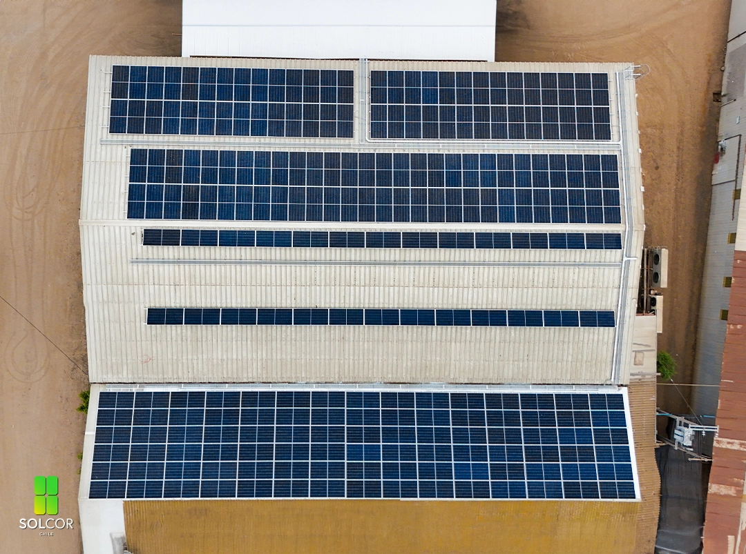 Paneles solares en techo - energía solar en techo Paneles solares en techo - energía solar en techo